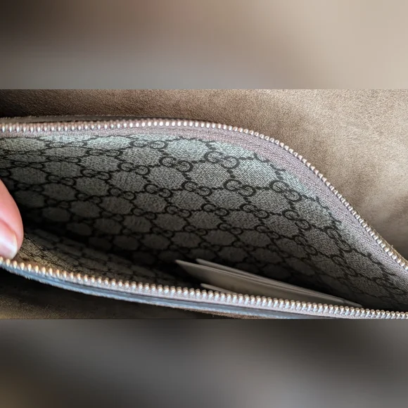 Gucci GG Supreme Canvas Embroidered Butterfly/Flowers Dionysus‎ Shoulder Bag - Picture 14 of 14